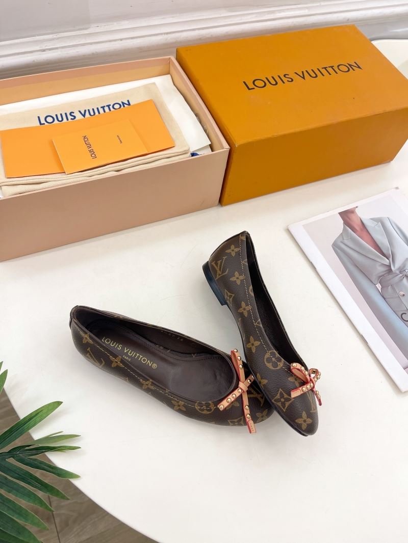 Louis Vuitton Flat Shoes